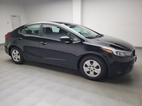 Used 2017 Kia Forte LX FWD image 11