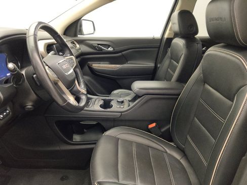 Used 2022 GMC Acadia Denali w/ Denali Ultimate Package FWD image 17