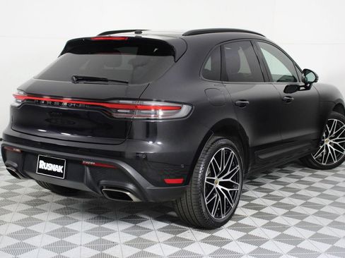 Certified 2023 Porsche Macan AWD/4WD image 7