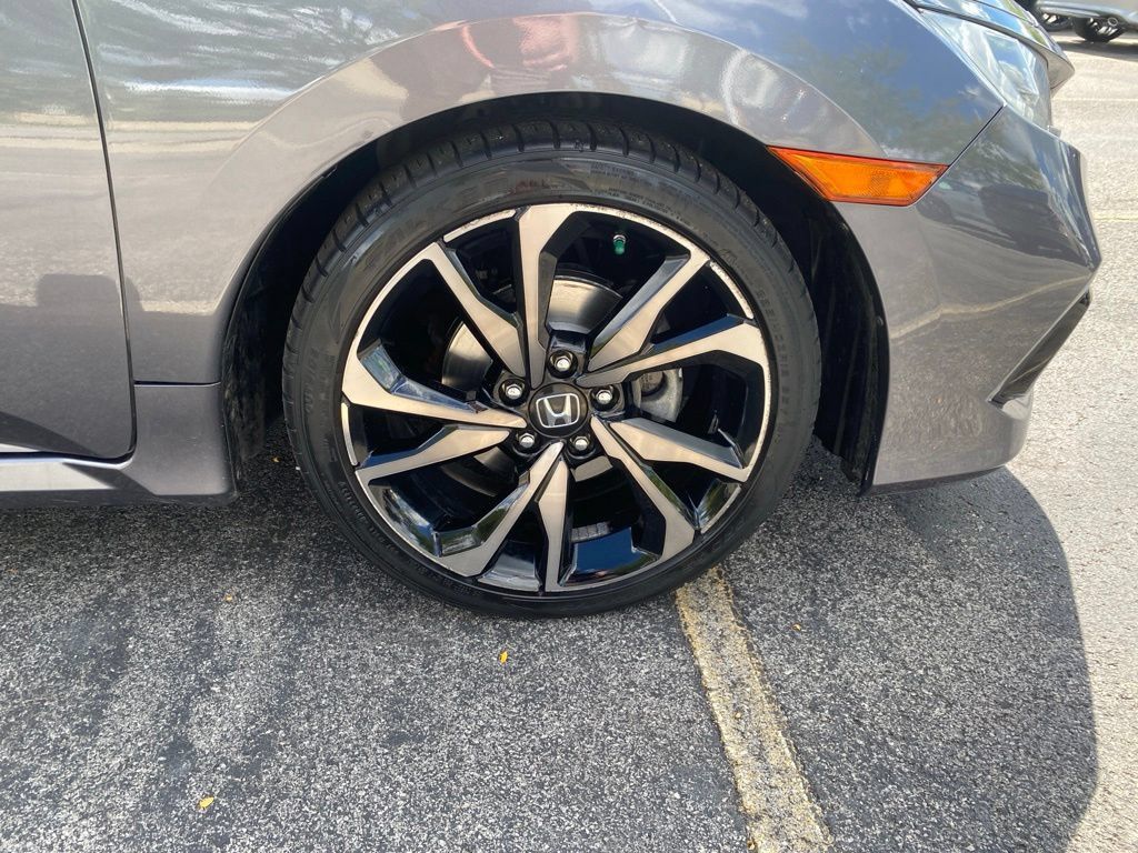 Used 2019 Honda Civic Sport image 11