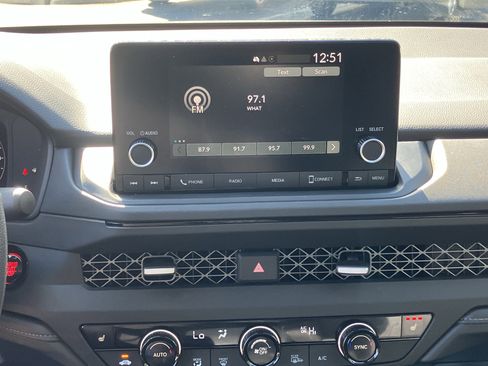 Used 2025 Honda Accord SE image 26