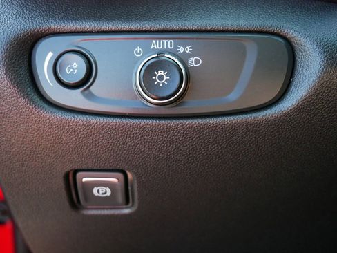 Used 2023 Chevrolet Blazer LT image 21