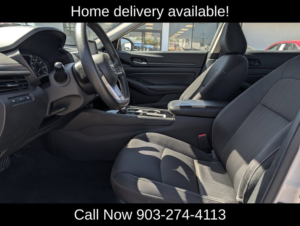 Used 2024 Nissan Altima 2.5 SV FWD image 27