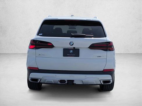 New 2026 BMW X5 xDrive40i AWD/4WD image 8