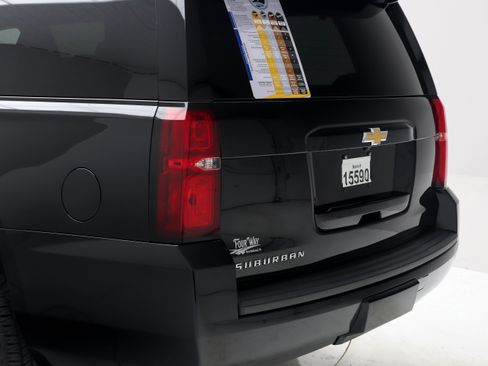 Used 2016 Chevrolet Suburban LS AWD/4WD image 10