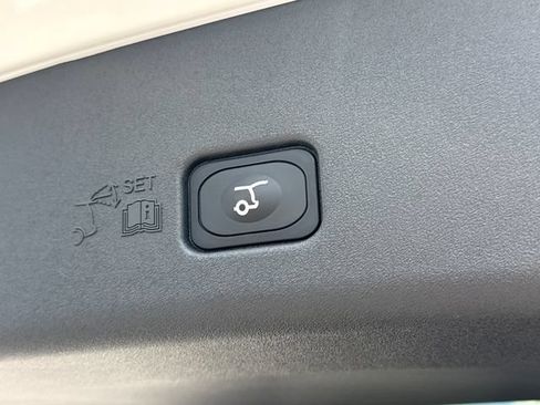 New 2026 Lincoln Nautilus Reserve AWD/4WD image 20