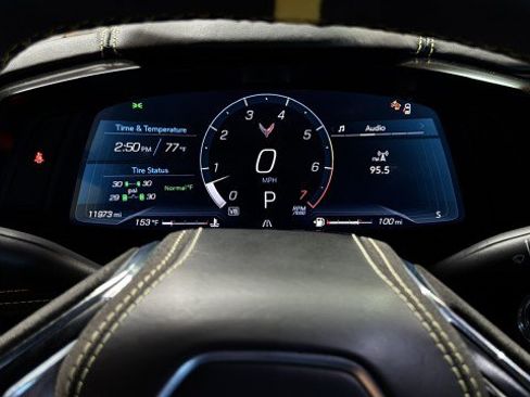 Used 2024 Chevrolet Corvette Stingray Premium Cpe w/ Z51 Performance Package RWD image 12