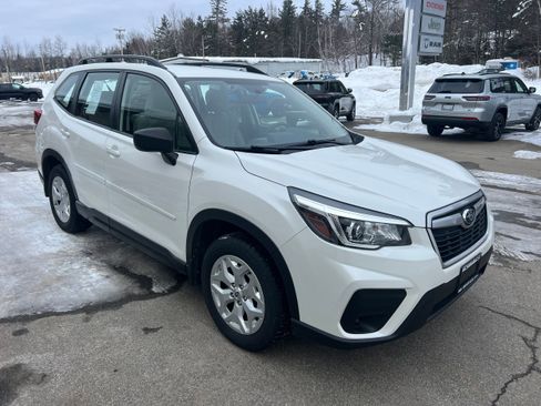 Used 2019 Subaru Forester w/ Alloy Wheel Package image 3