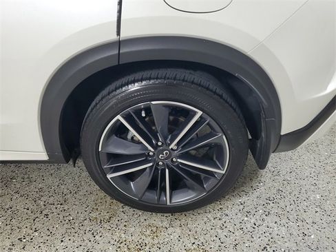 Used 2023 INFINITI QX55 Luxe w/ Cargo Package image 9