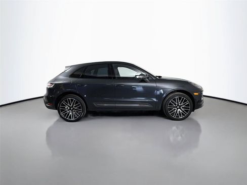 Certified 2026 Porsche Macan Turbo AWD/4WD image 8