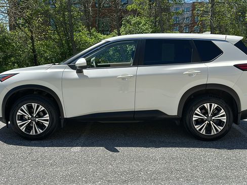 Used 2023 Nissan Rogue SV AWD/4WD image 26