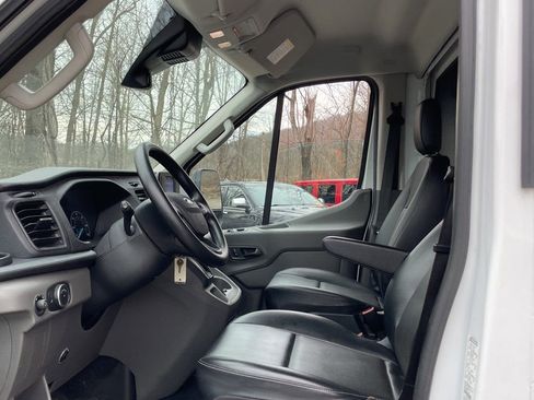 Used 2022 Ford Transit 350 Low Roof DRW image 4