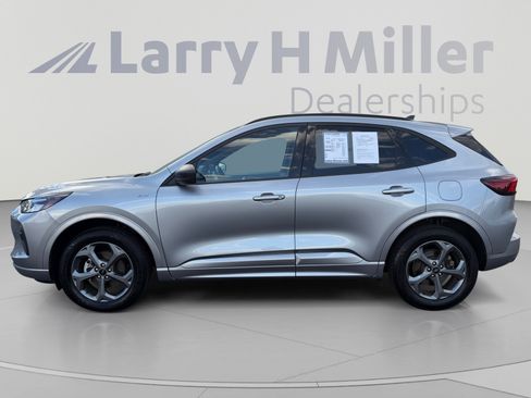Used 2024 Ford Escape ST-Line AWD/4WD image 2