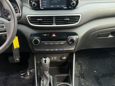 Used 2019 Hyundai Tucson SE FWD image 16