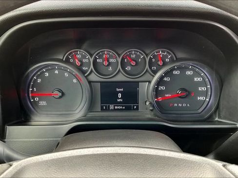 Used 2021 Chevrolet Silverado 1500 Custom Trail Boss AWD/4WD image 14