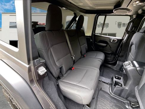 Used 2020 Jeep Wrangler Unlimited Sport AWD/4WD image 23