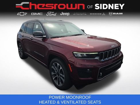 Used 2023 Jeep Grand Cherokee Overland w/ Luxury Tech Group IV AWD/4WD image 3