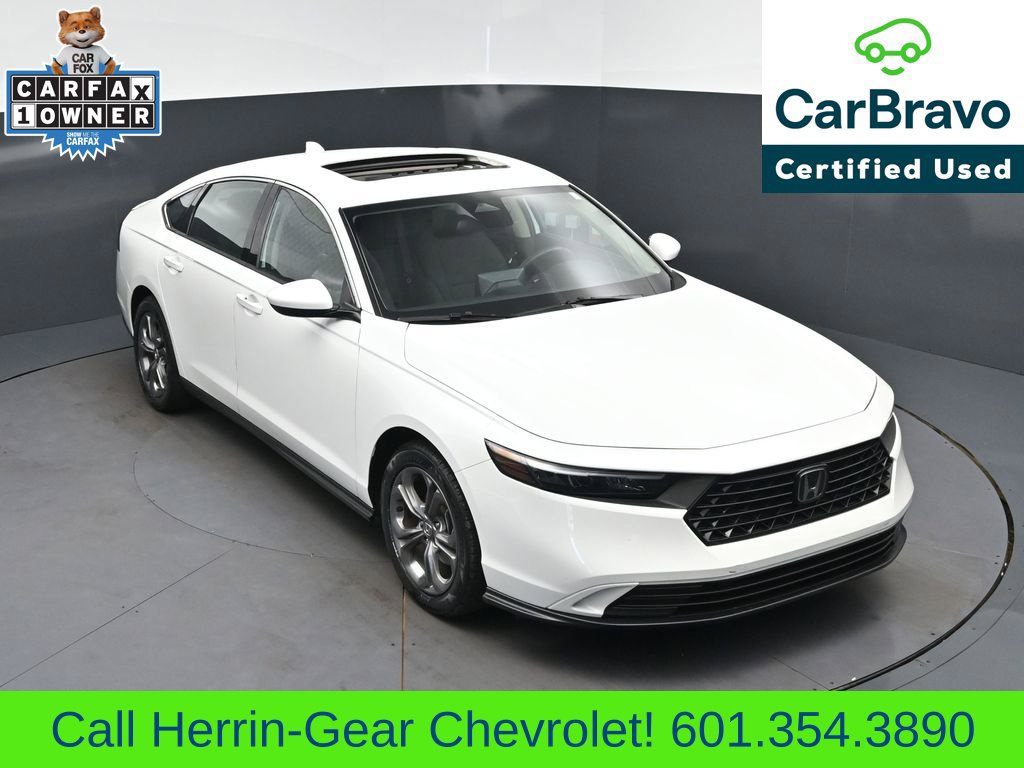 Used 2024 Honda Accord EX image 1