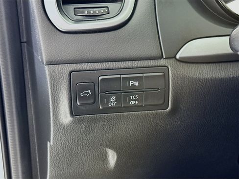 Used 2018 MAZDA CX-9 Touring w/ Touring Premium Package image 11