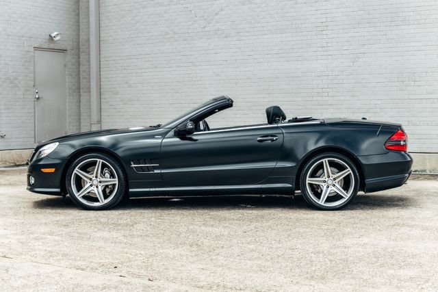 Used 2011 Mercedes-Benz SL 550 image 55