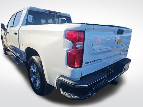 Used 2021 Chevrolet Silverado 1500 LTZ image 5