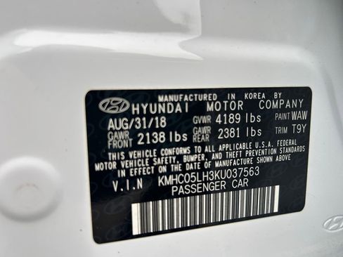 Used 2019 Hyundai Ioniq Limited image 34