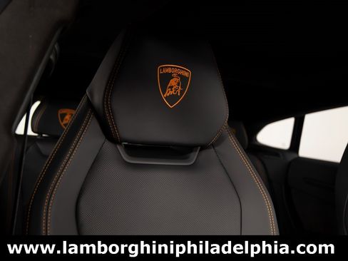 Used 2024 Lamborghini Urus S image 39