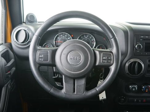 Used 2014 Jeep Wrangler Unlimited Sport w/ Quick Order Package 24S AWD/4WD image 11