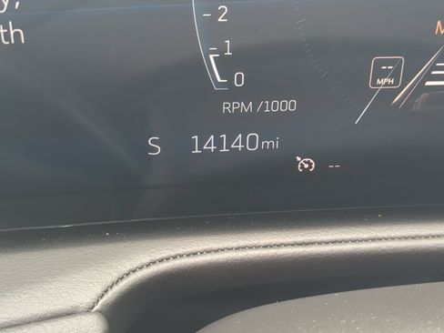 Certified 2024 Cadillac XT4 Premium Luxury FWD image 11
