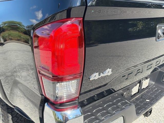 Used 2023 Toyota Tacoma SR5 AWD/4WD image 33