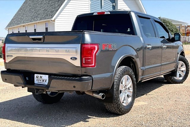 Used 2017 Ford F150 Platinum w/ Equipment Group 701A Luxury AWD/4WD image 5