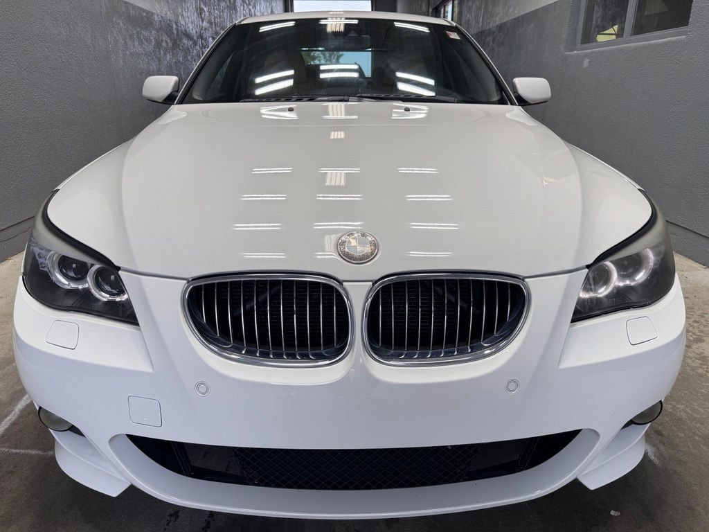 Used 2008 BMW 550i Sedan RWD image 5