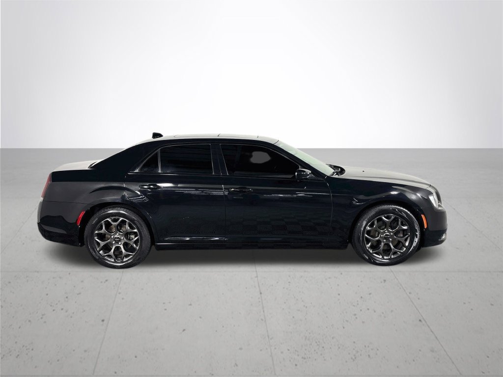 Used 2016 Chrysler 300 S AWD/4WD image 5