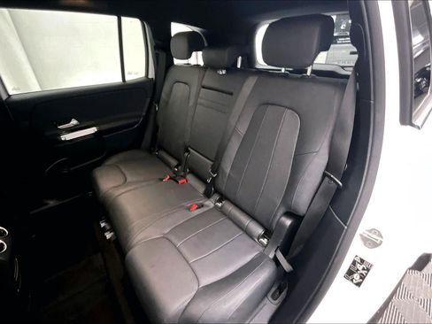 Used 2022 Mercedes-Benz GLB 250 image 18