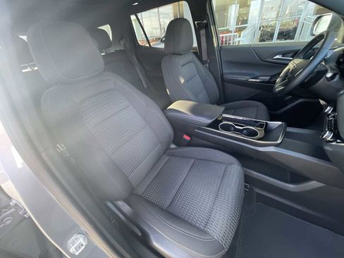 Used 2025 Chevrolet Equinox LT w/ Midnight Edition image 27