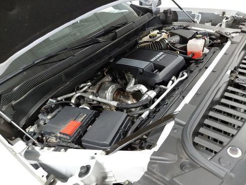 Certified 2020 Chevrolet Silverado 1500 RST AWD/4WD image 42