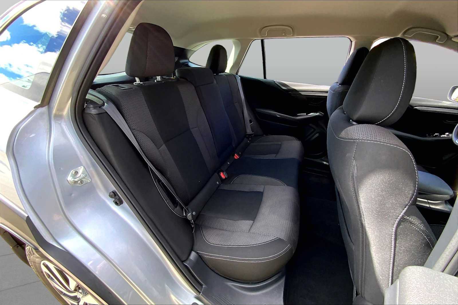 Used 2024 Subaru Outback AWD/4WD image 19