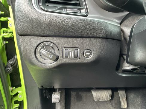 Used 2019 Dodge Challenger GT image 15