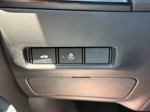New 2026 Nissan Sentra SV w/ SV Convenience Package FWD image 27