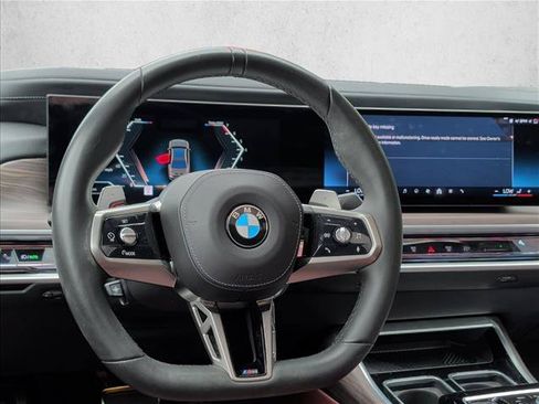 Used 2023 BMW 760i xDrive AWD/4WD image 12