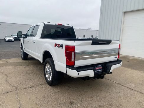 Used 2022 Ford F350 Platinum w/ FX4 Off-Road Package AWD/4WD image 6
