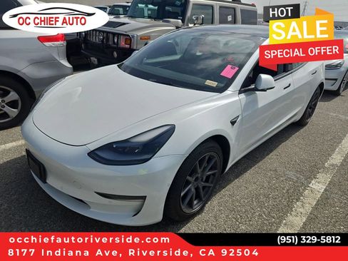 Used 2022 Tesla Model 3 RWD image 1
