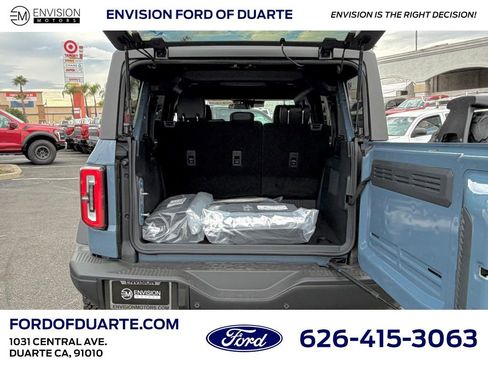 New 2025 Ford Bronco Badlands image 10