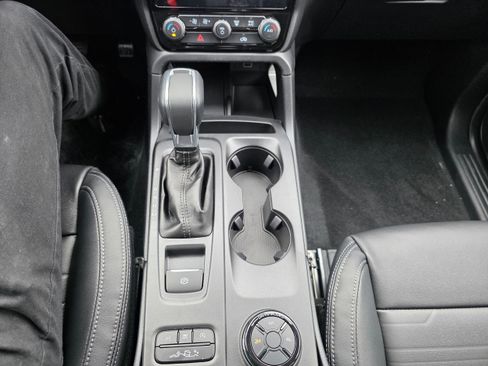 New 2025 Ford Ranger Lariat w/ FX4 Off-Road Package image 13