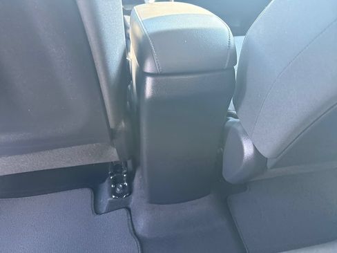 Used 2023 Kia Soul LX FWD image 36