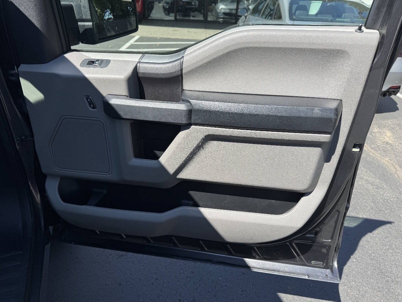 Used 2019 Ford F150 XL w/ Equipment Group 101A Mid AWD/4WD image 12
