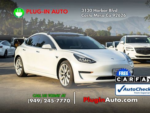 Used 2018 Tesla Model 3 Mid Range image 3