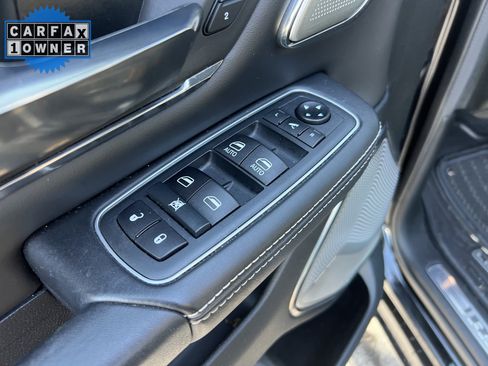 Used 2020 RAM 1500 Limited w/ Black Appearance Package AWD/4WD image 15
