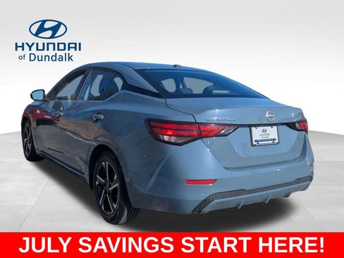 Used 2024 Nissan Sentra SV FWD image 3