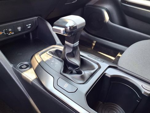 Certified 2025 Kia K4 FWD image 18